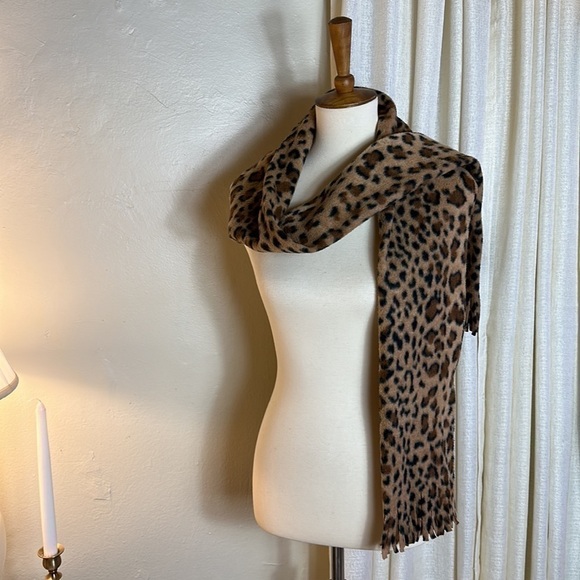 Animal Print Scarf - Picture 3 of 4